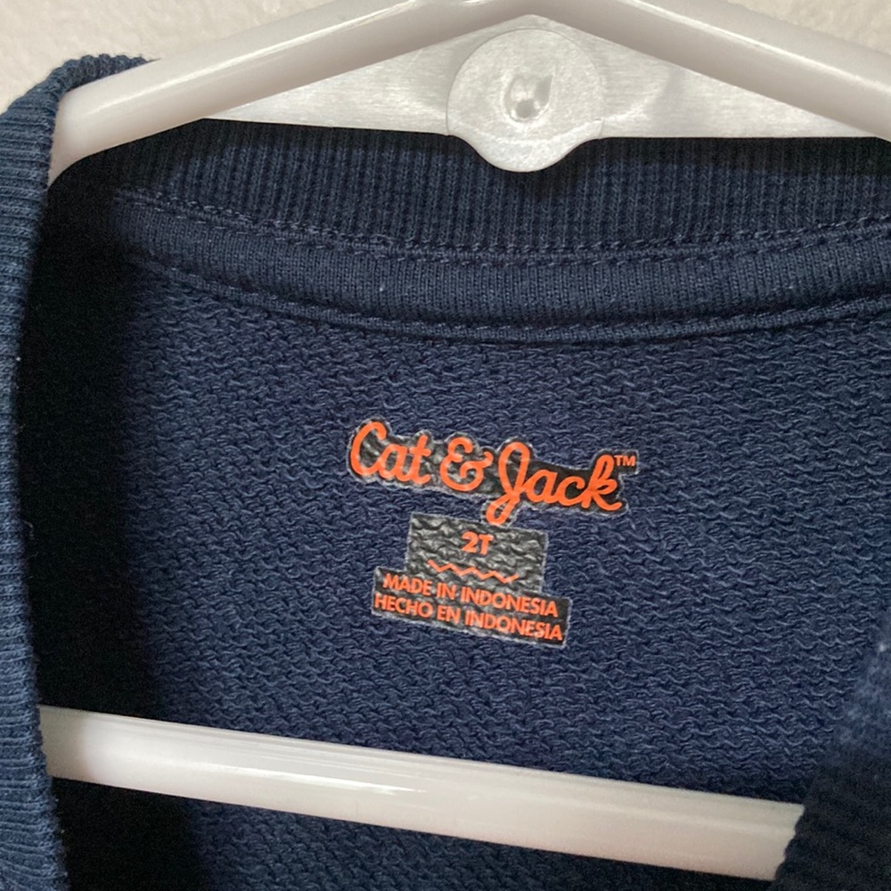 Sweatshirt 2T - Cat & Jack - Picture 8 of 11
